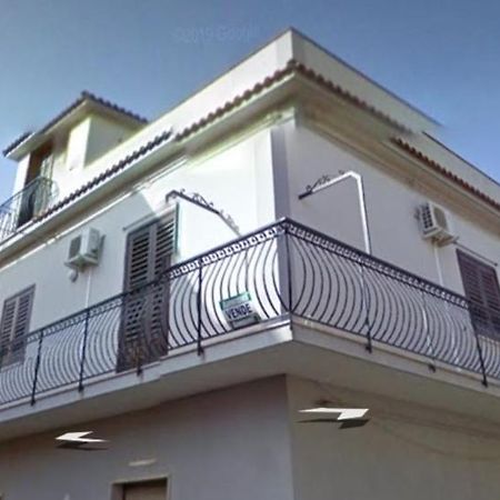Casa Vacanza I Due Mori Villa อาโวลา ภายนอก รูปภาพ