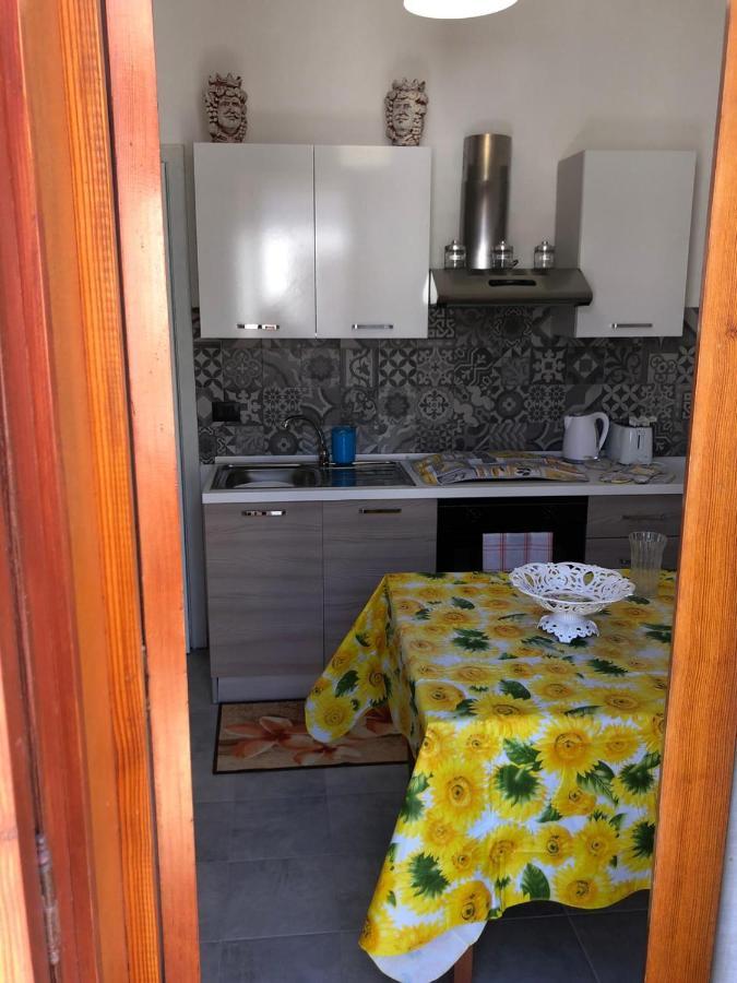 Casa Vacanza I Due Mori Villa อาโวลา ภายนอก รูปภาพ