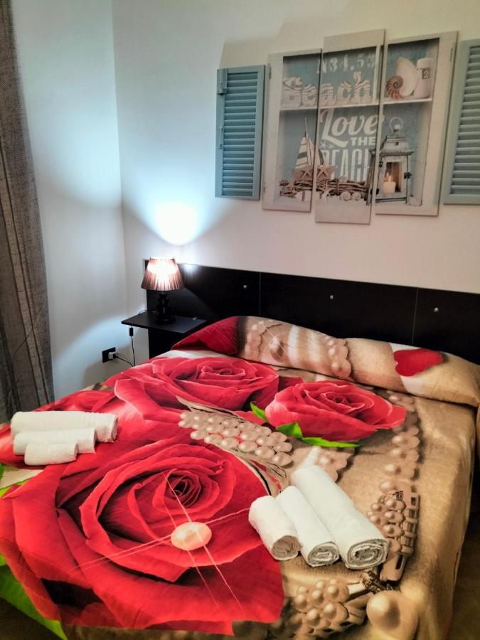 Casa Vacanza I Due Mori Villa อาโวลา ภายนอก รูปภาพ