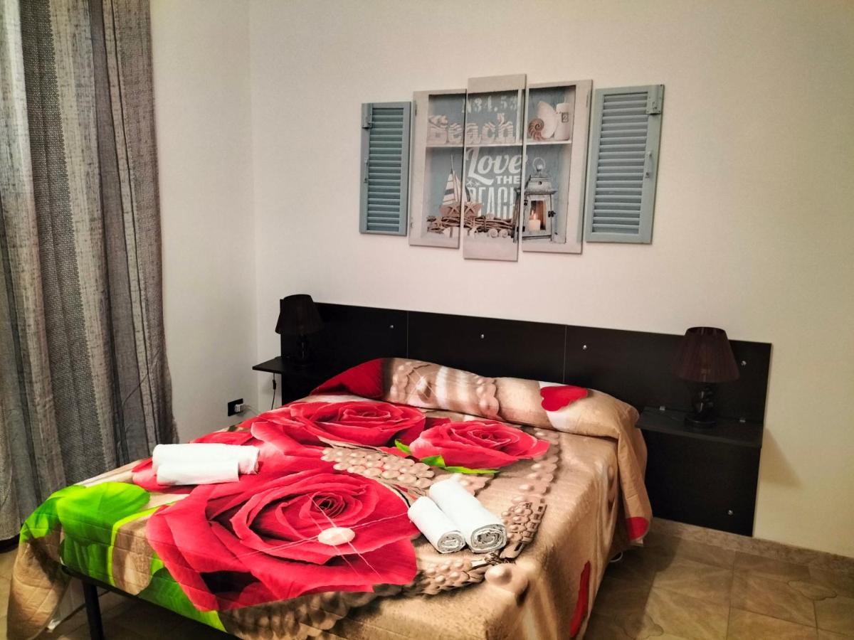 Casa Vacanza I Due Mori Villa อาโวลา ภายนอก รูปภาพ